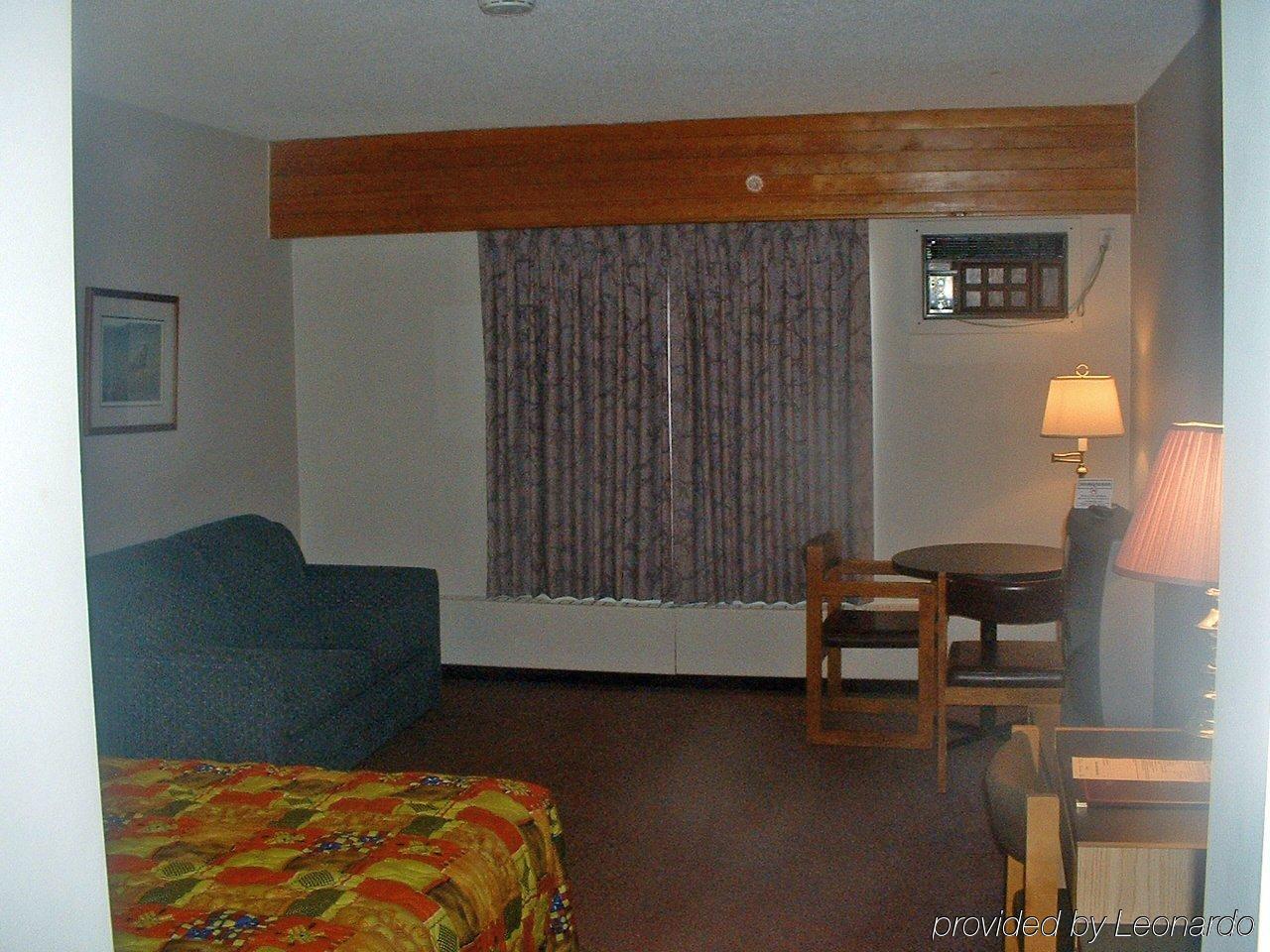Walking Eagle Inn & Lodge Rocky Mountain House Rum bild