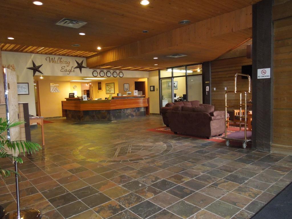 Walking Eagle Inn & Lodge Rocky Mountain House Exteriör bild