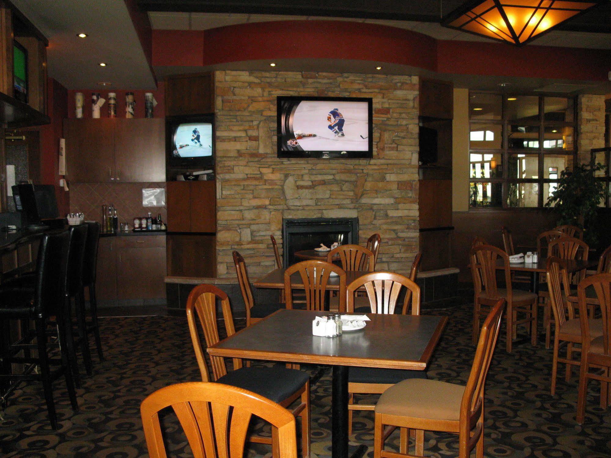 Walking Eagle Inn & Lodge Rocky Mountain House Exteriör bild