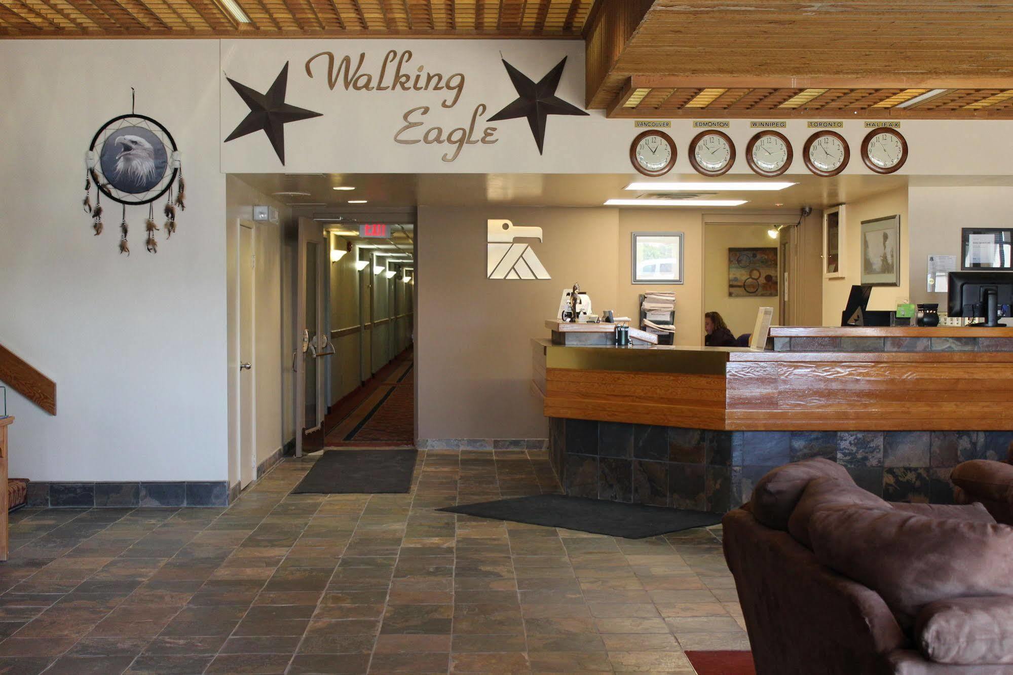 Walking Eagle Inn & Lodge Rocky Mountain House Exteriör bild